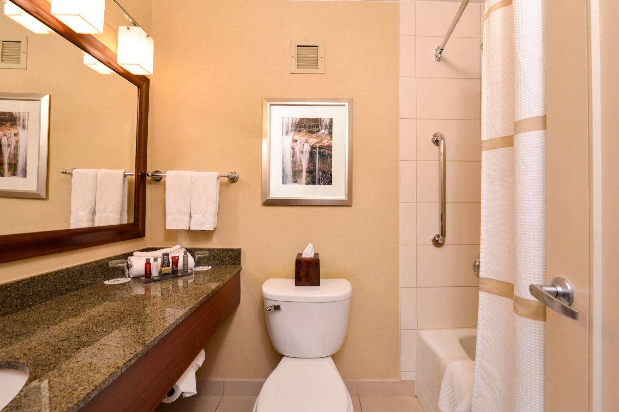 Buffalo Marriott Niagara Amherst Exterior foto