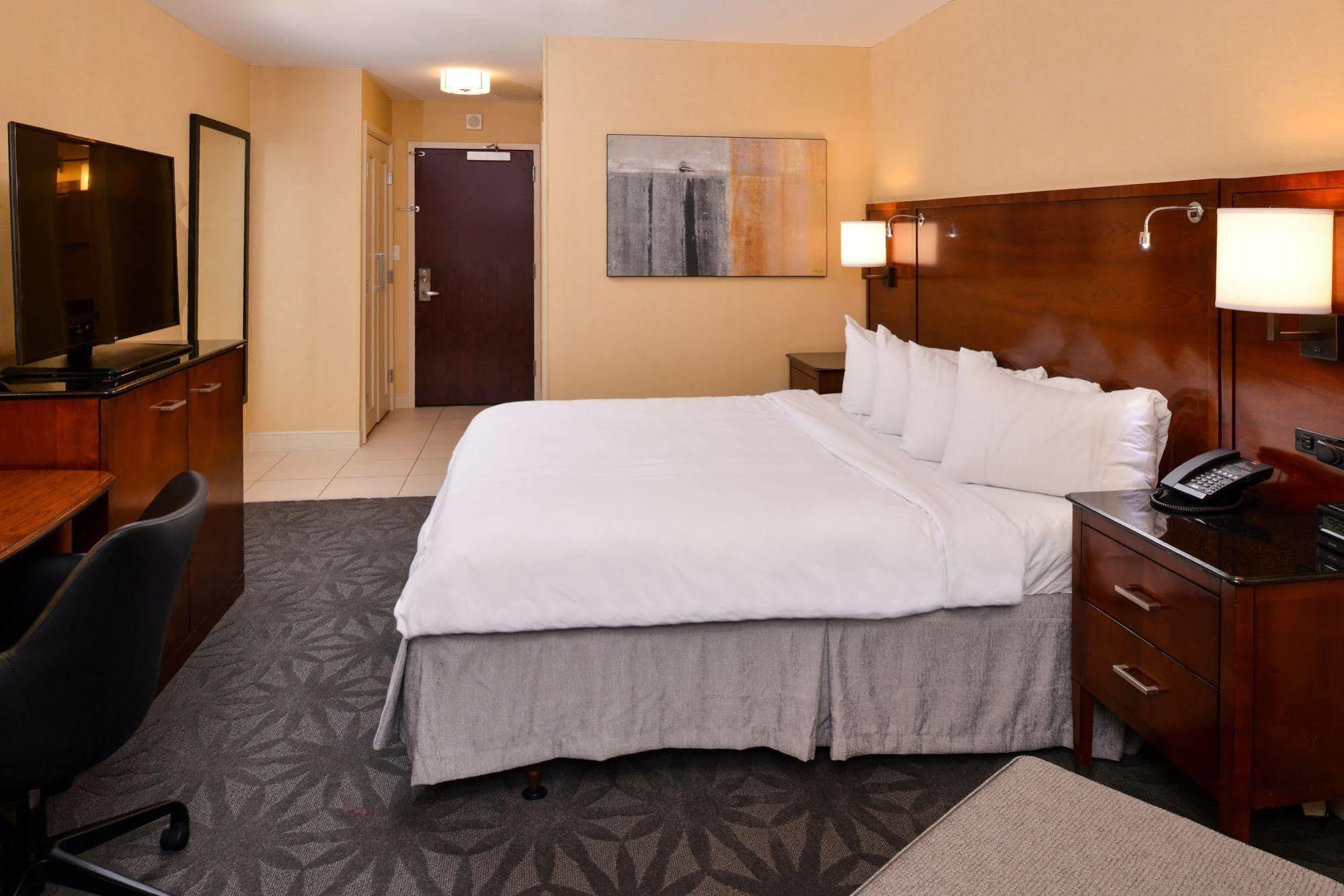 Buffalo Marriott Niagara Amherst Exterior foto