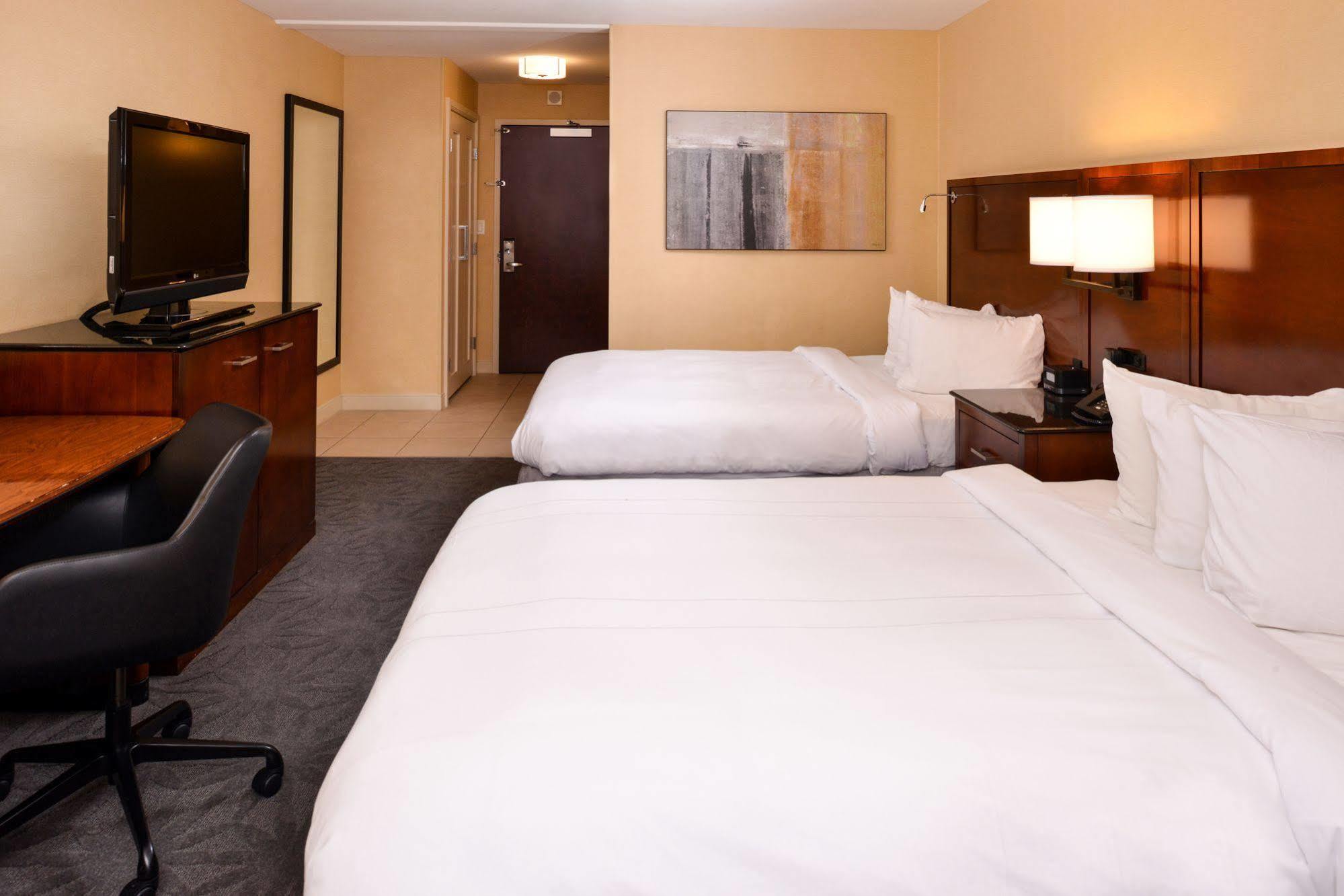 Buffalo Marriott Niagara Amherst Exterior foto